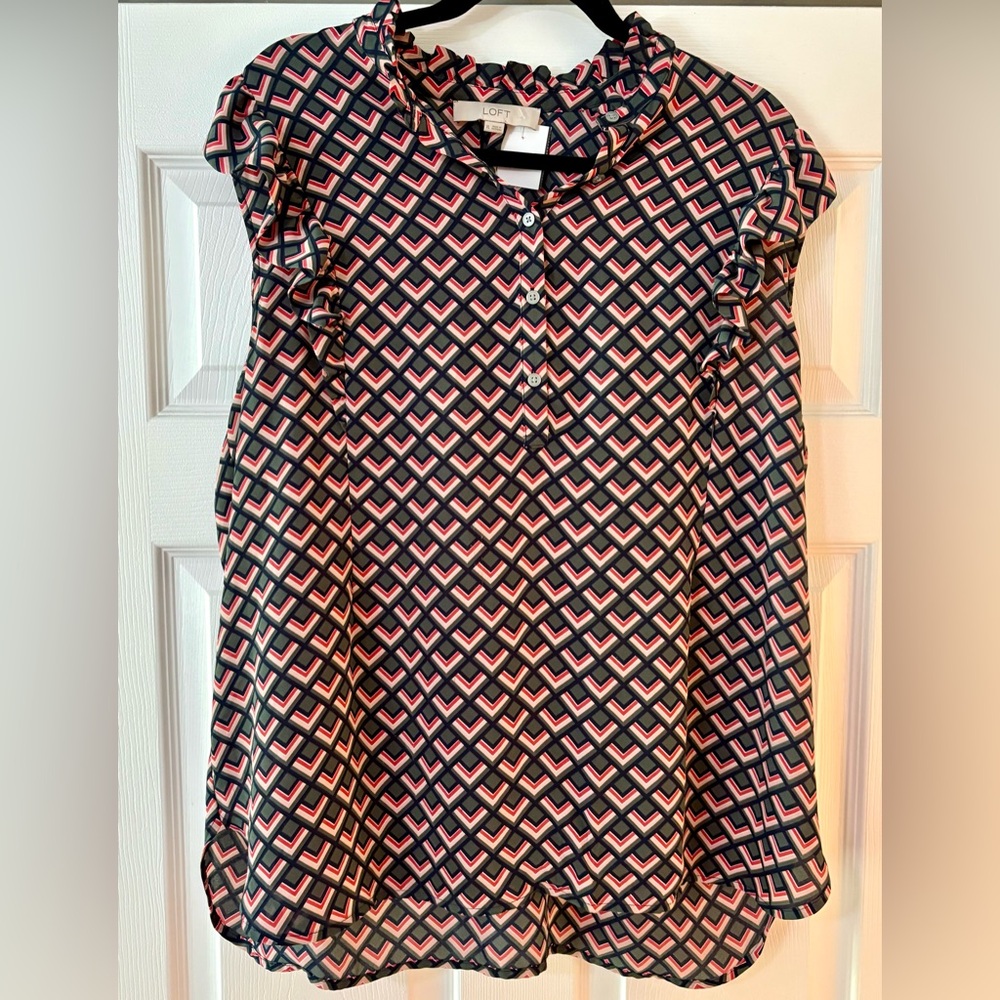 Women's Black and Pink Patterned Top